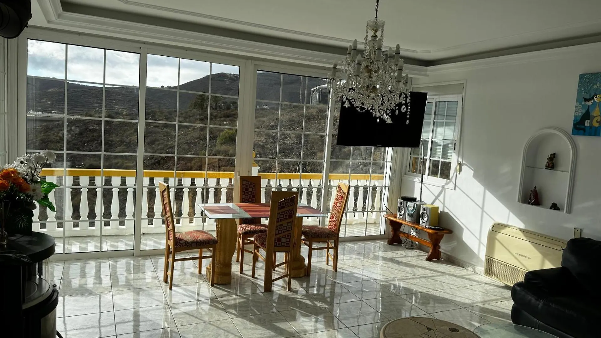Villa Kary Valle de San Lorenzo 0*,  Spain